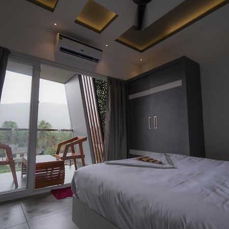Bbc Luxury Apartments Perintalmanna Exterior foto