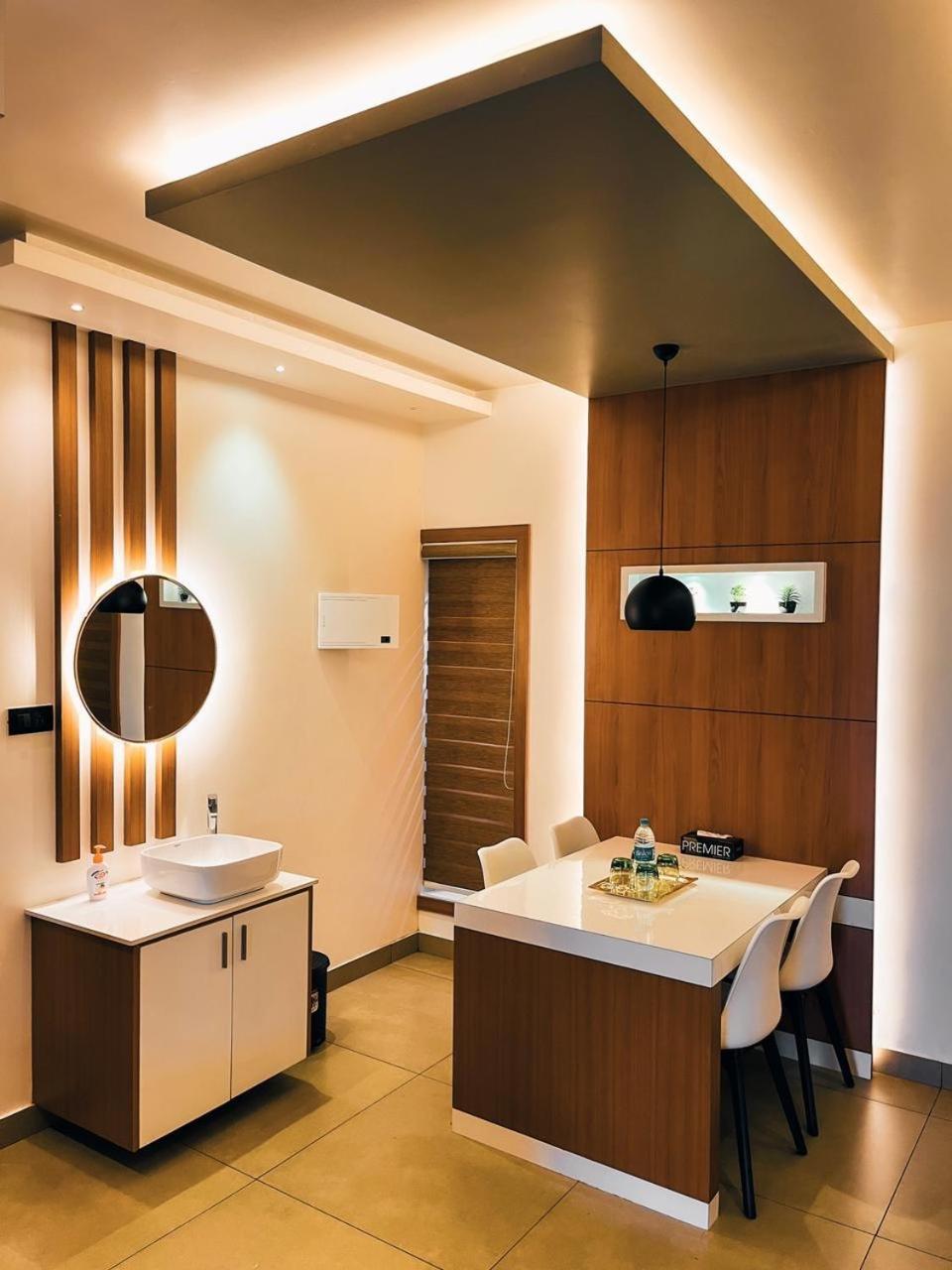 Bbc Luxury Apartments Perintalmanna Exterior foto